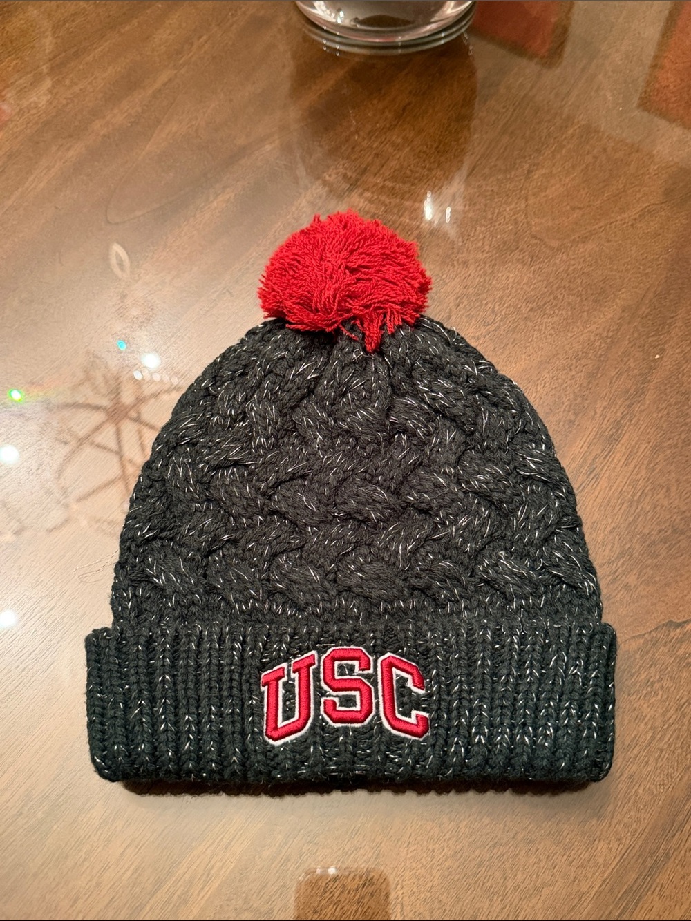 NWOT USC Green & Red Christmas Pom-Pom Beanie